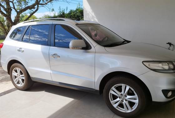 HYUNDAI SANTA FÉ 3.5 MPFI GLS V6 24V 285CV GASOLINA 4P AUTOMÁTICO HYUNDAI SANTA FÉ 3.5 MPFI GLS V6 24V 285CV GASOLINA 4P AUTOMÁTICO